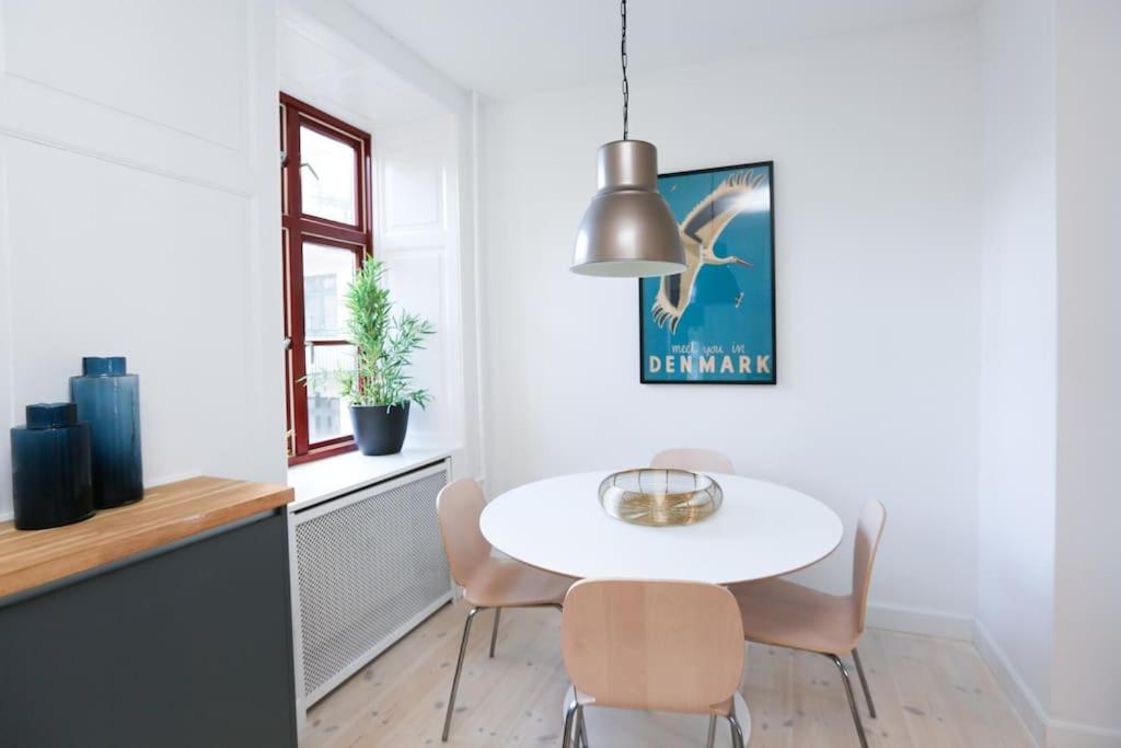 Beautiful 2-BR apartment in Nørrebro - 243, Köpenhamn