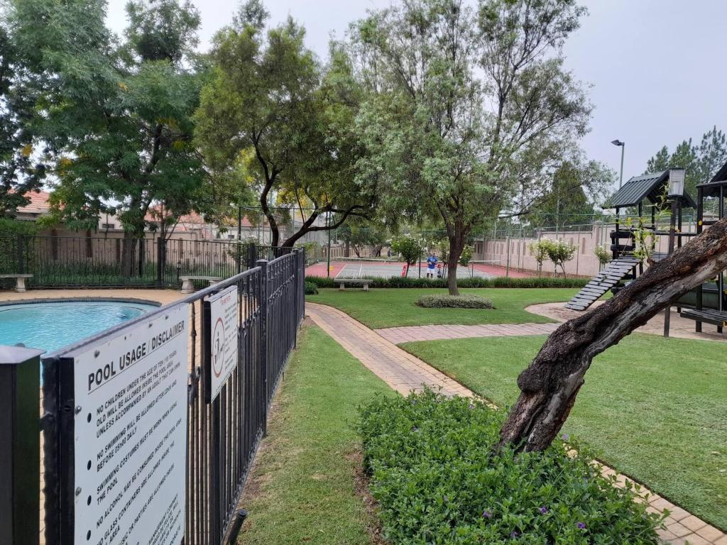 Quiet, Very Specious Apartment In Dainfern, Johannesburg