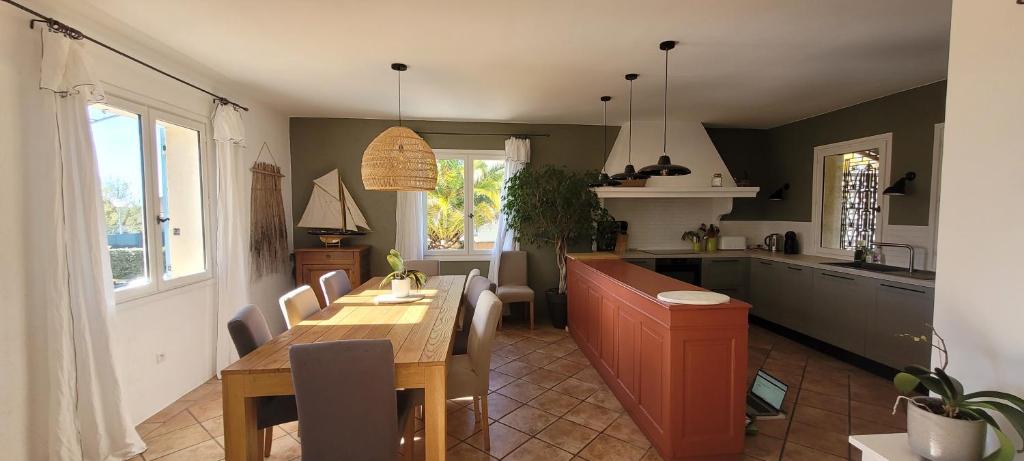 Corinthe - Villa 4 Etoiles 160m2, Climatisée, Piscine, Parking - 4