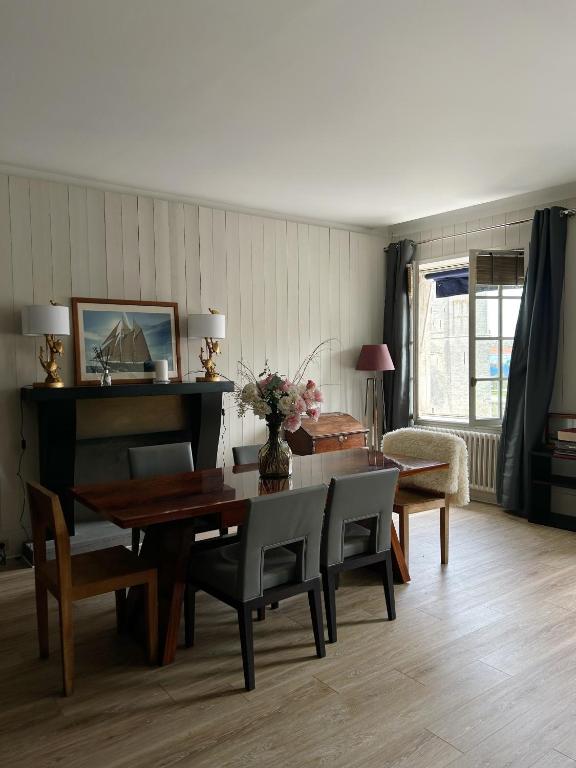 Tour de la chaine, vieux port, Grand Appartement - 4
