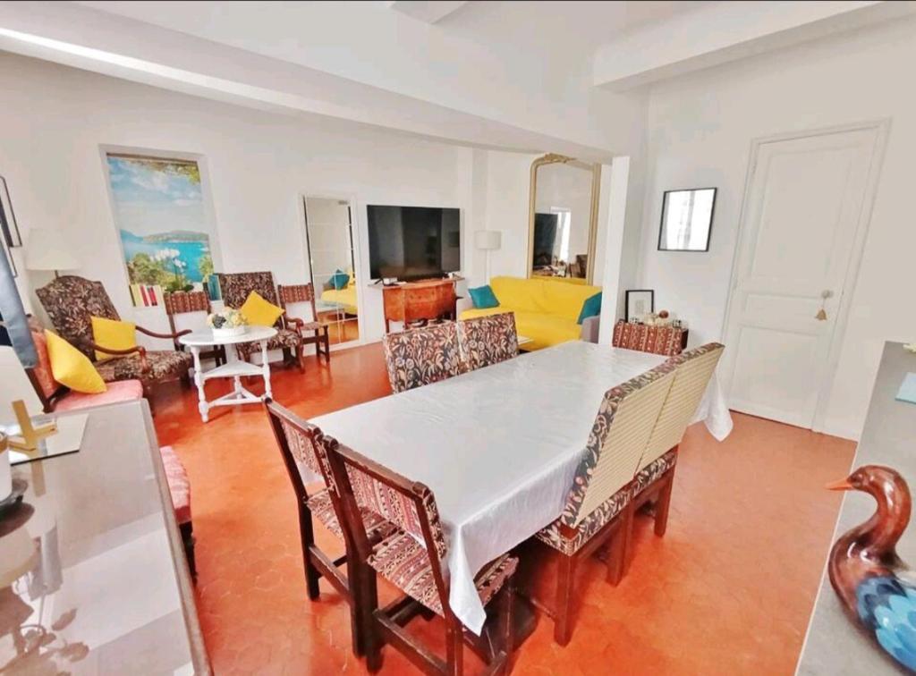 Appartement familial - 7pers- Hyères-centre - 3