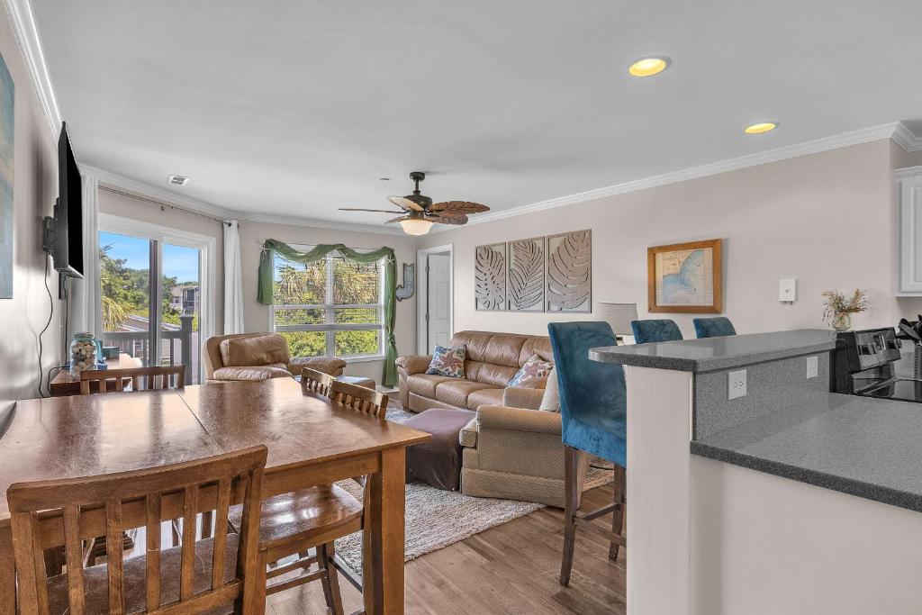 Gone Beachin', Oak Island