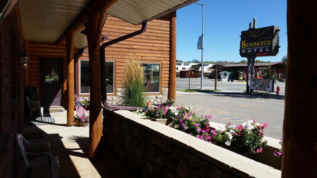 Hotel Pinedale Amerika Serikat - Harga Dari 46 Ulasan - Planet Of Hotels