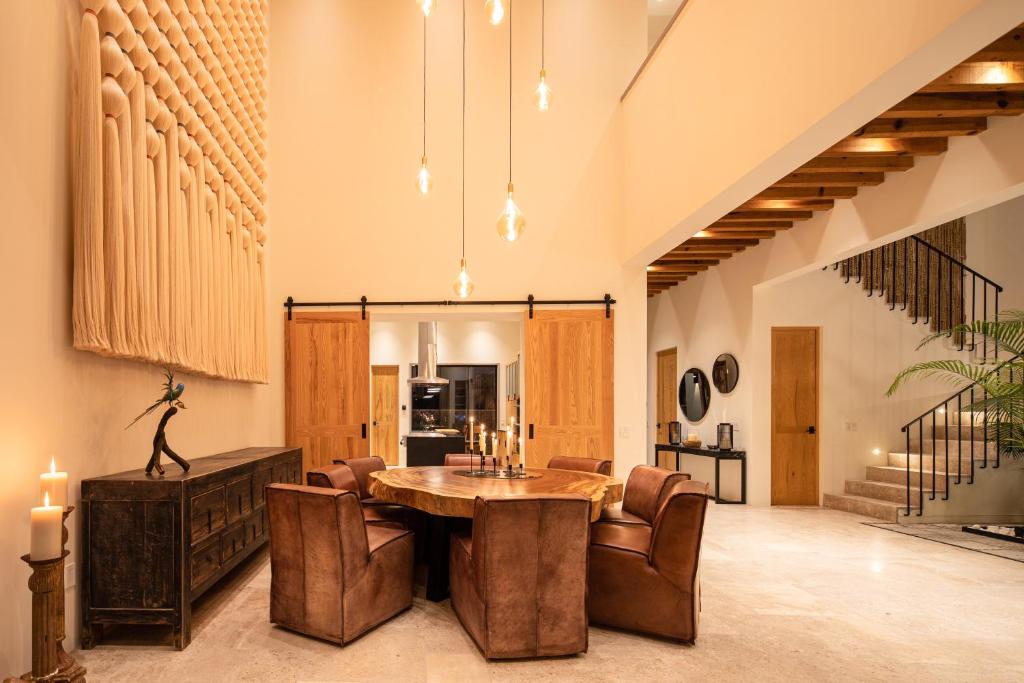 HOLT Parque Juarez Privada Stunning 5BR Villa - 2