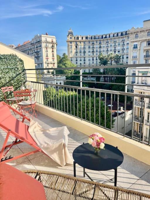 Charming Studio with Terrace - 5