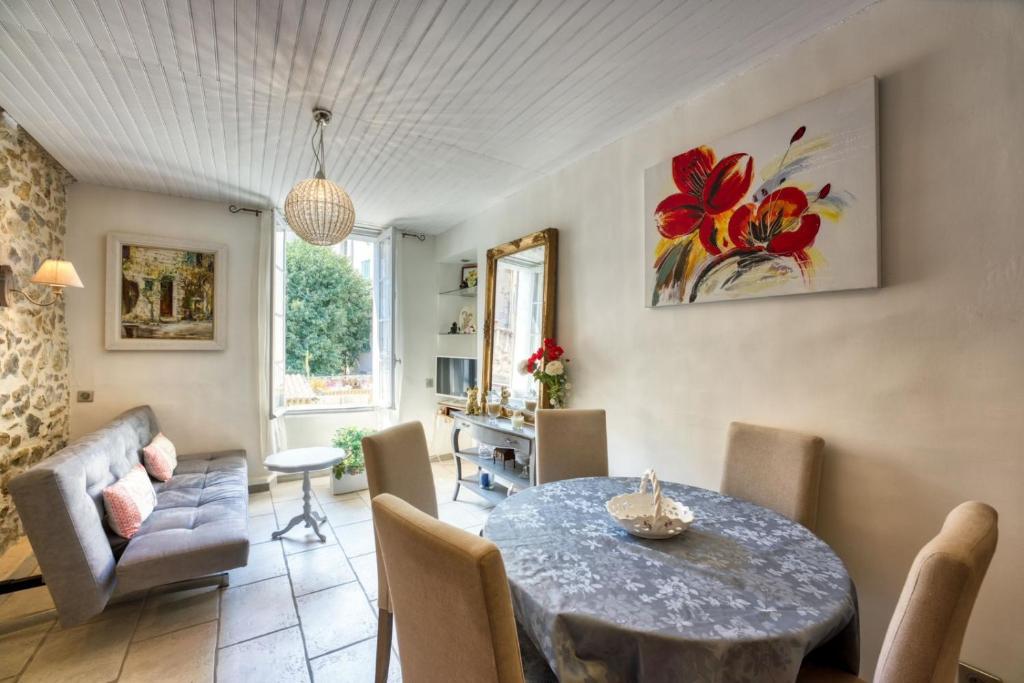 NEW 2-bed Central Cannes Apt - 3