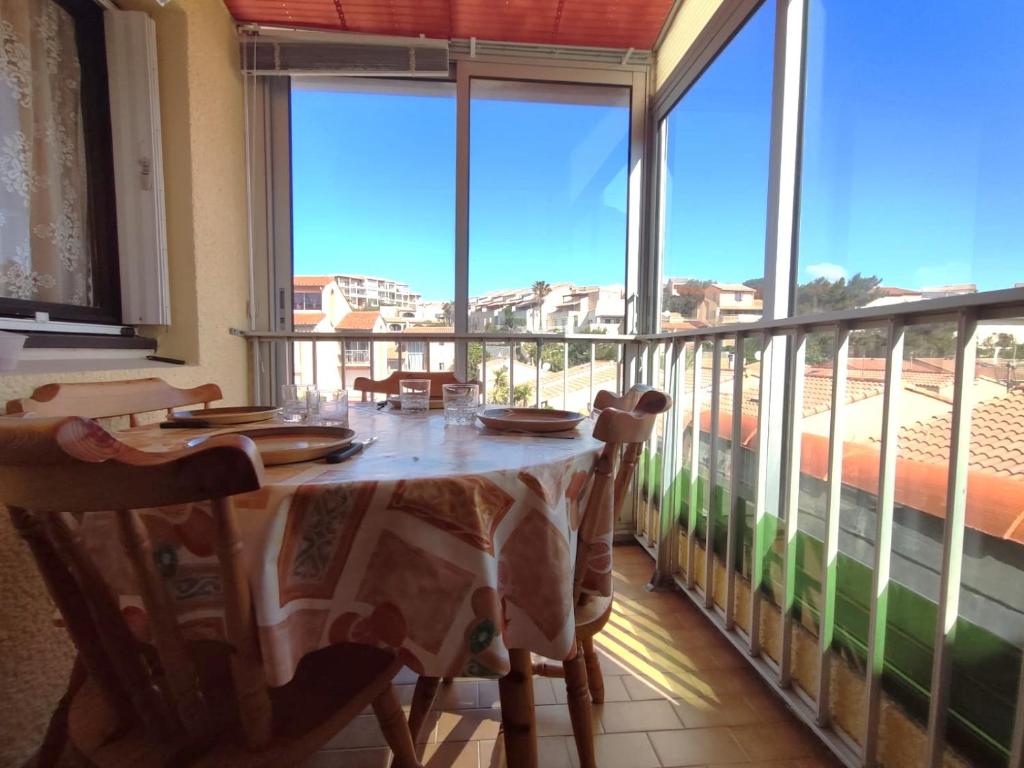 Appartement T2 avec loggia à 100m de la plage - 4SEN119 St Pierre - 1