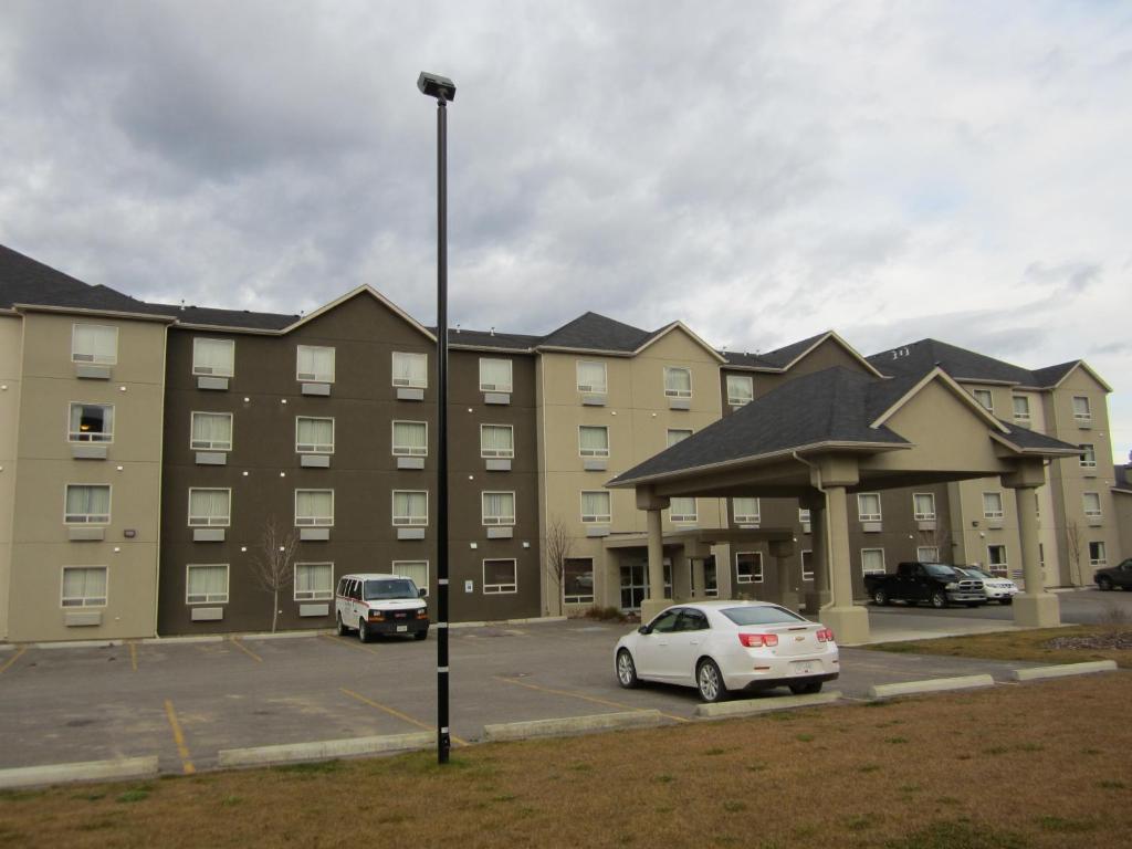 Trend Mountain Hotel &amp; Conference Centre — Hotel in Tumbler Ridge (BC)