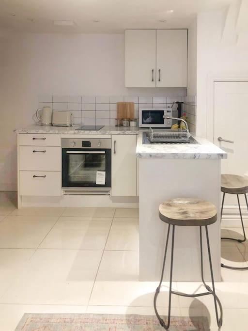 Stylish & Central, Ideal Beach Retreat, Brighton and Hove