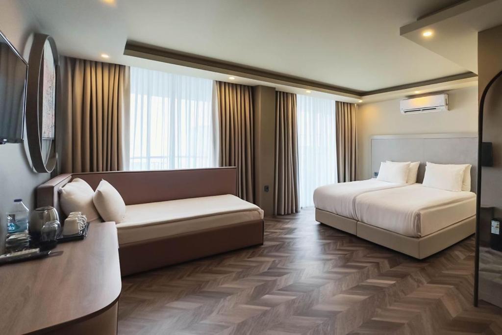 Büyük Hotel (Buyuk Hotel) 호텔 이미지 1
