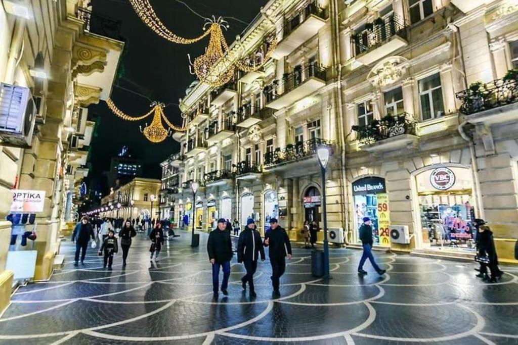 Apartment on Fontana Square, Baku