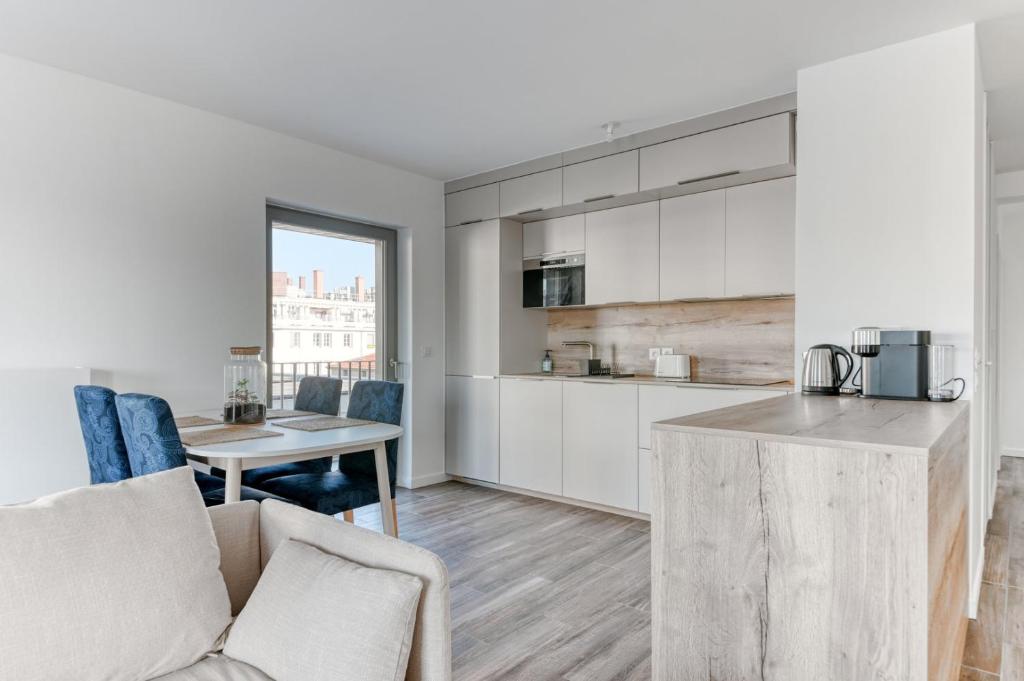 GuestReady - Charming getaway with a terrace, Lyon