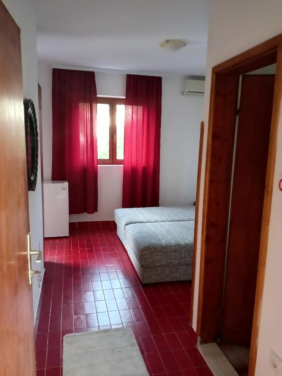 Giray Group Stankovic Apartment Markovici - Budva, Budva