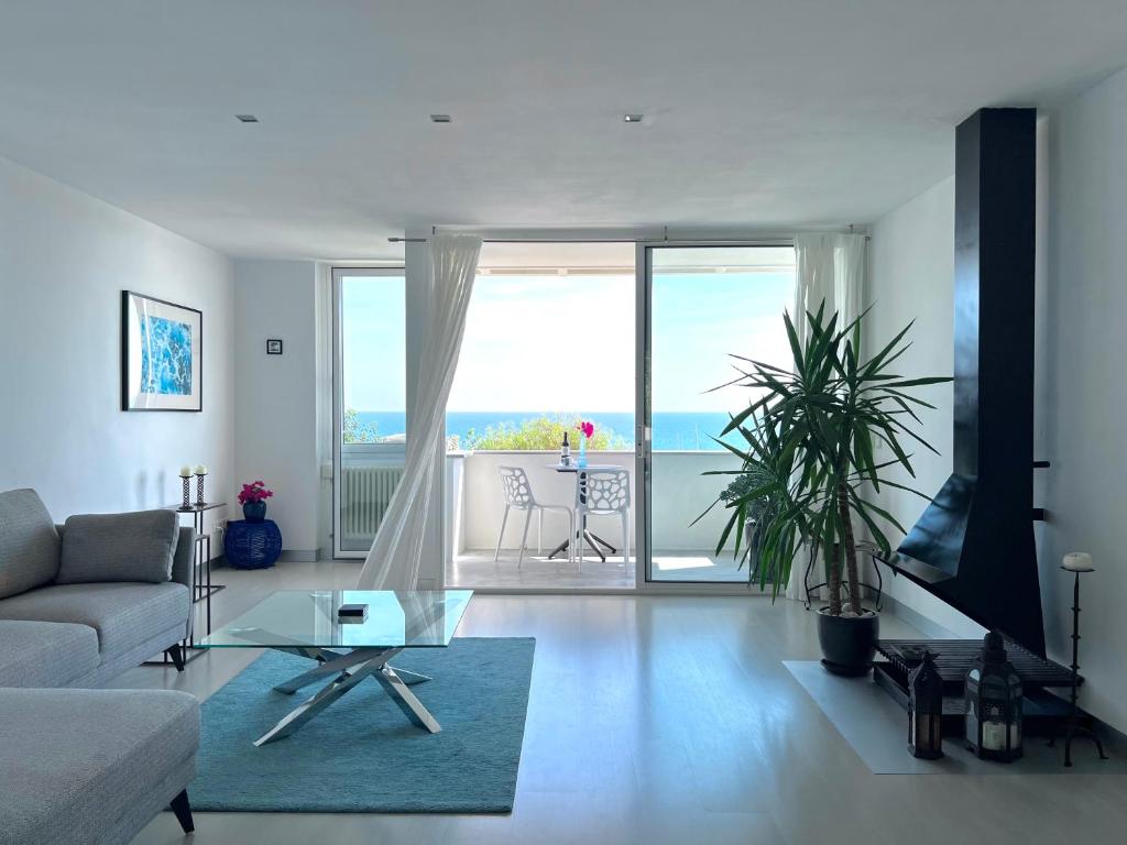 Vistas Del Mar by Hello Homes Sitges - 2