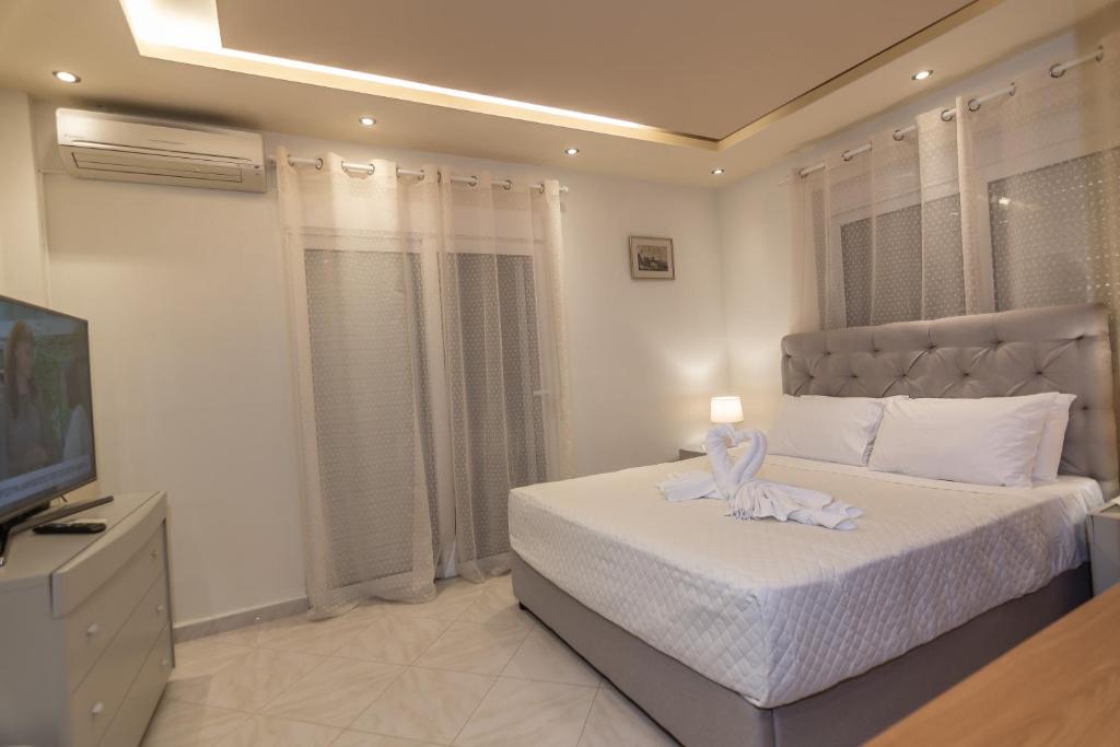 Rhodes Views, Město Rhodos