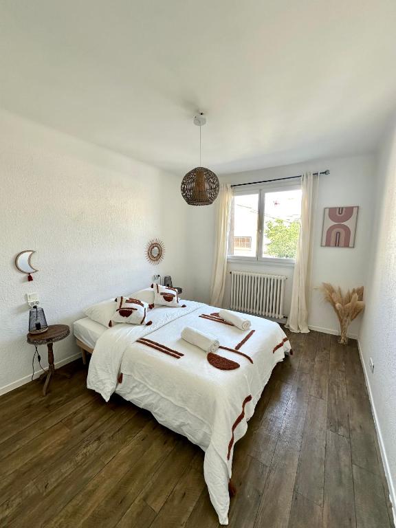 T2 60m2, Centre Ville, Parking Gratuit, Terrasse, Proche Tram, à seulement 15mn des Plages - 2