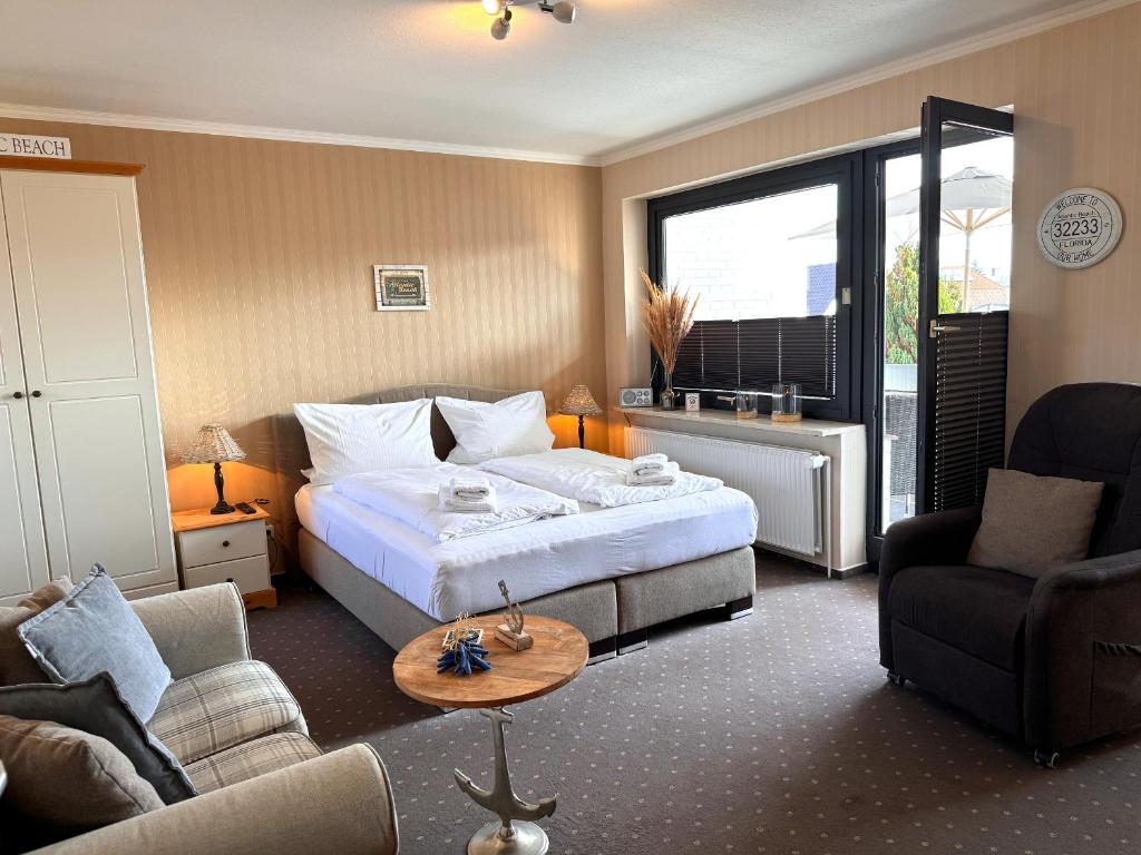 Atlantic Beach - by Mila FerienARPartments - Büsum Zentrum eigener Parkplatz Balkon, Büsum