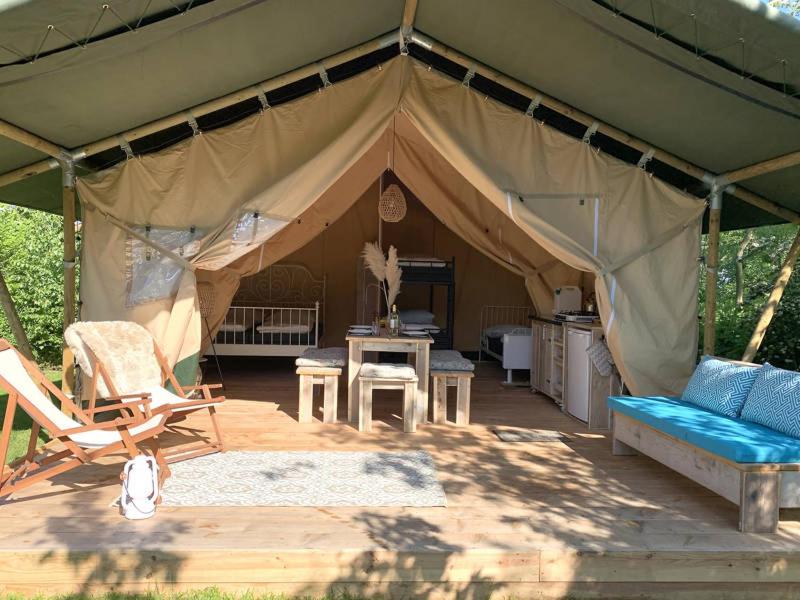 De Tijnjehoeve, Boornzwaag