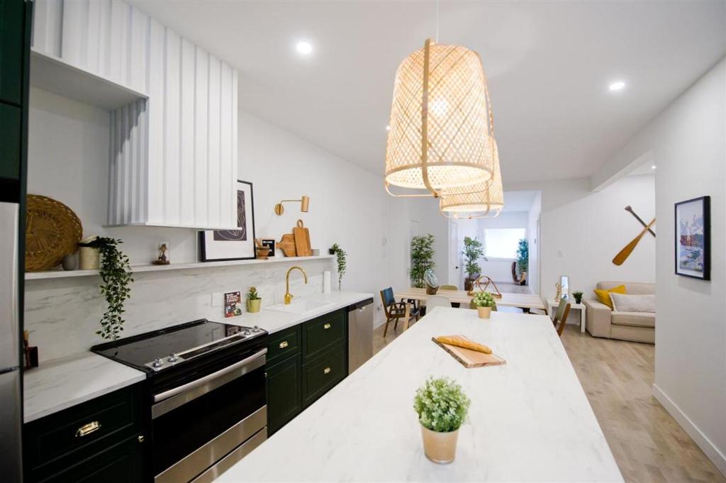 Frontenac residences, Montréal