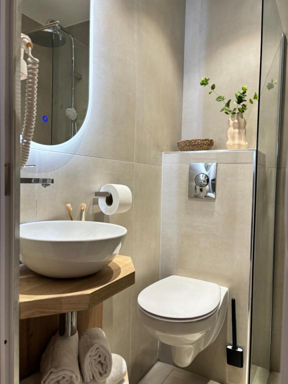 Hotel Paris Amore - 3