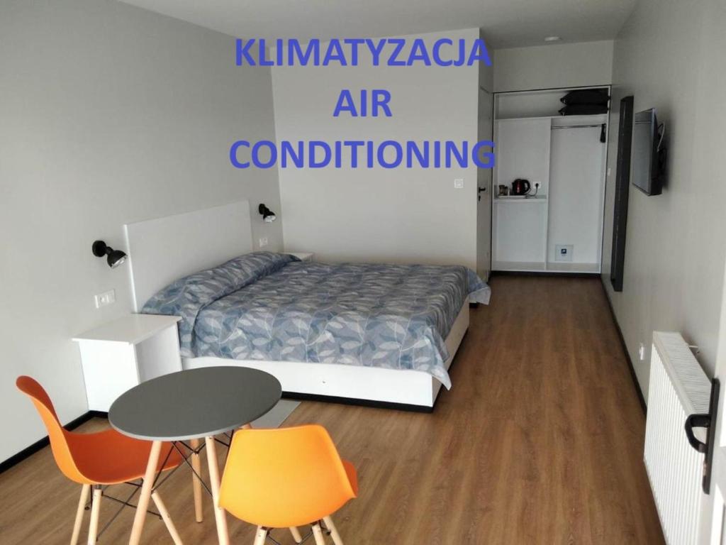 Motel Express, Bogucin