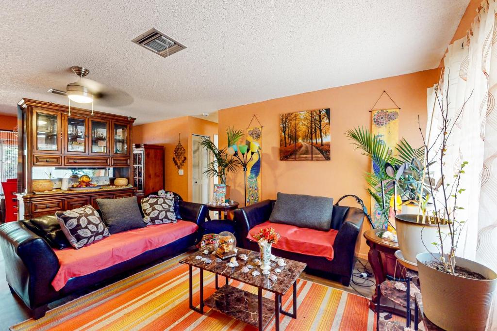 Paradise in the Sunshine, Marion Oaks