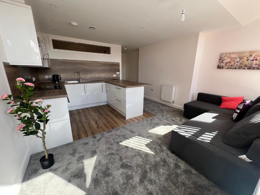 Flat 2 - Luxury Bolton City Centre Apartments, Bolton