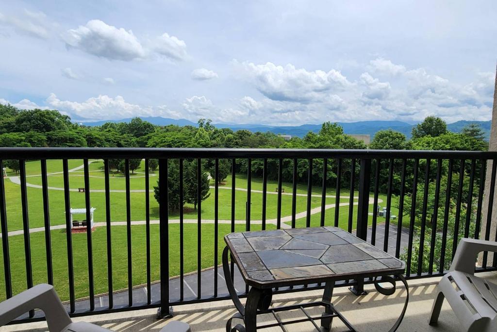 Mountain View Condos #3407