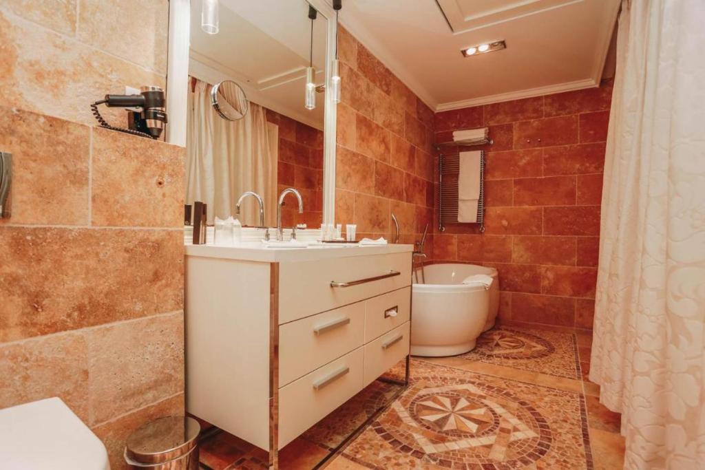 The Unique Splendid Conference Spa Resort Family apt suite sleeps 6 - 4
