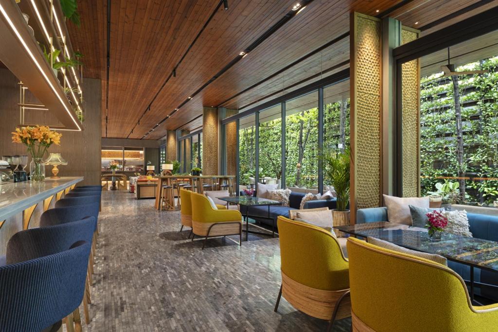 Bar/lounge