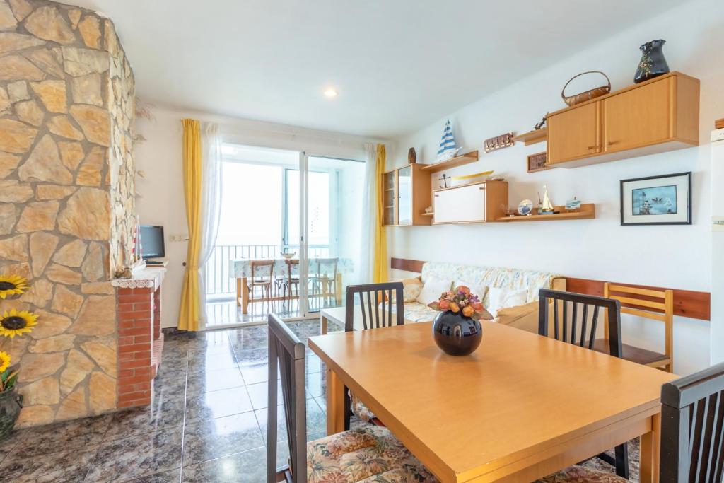 Fener de Baix 81 - Apartamento primera línea mar - 4