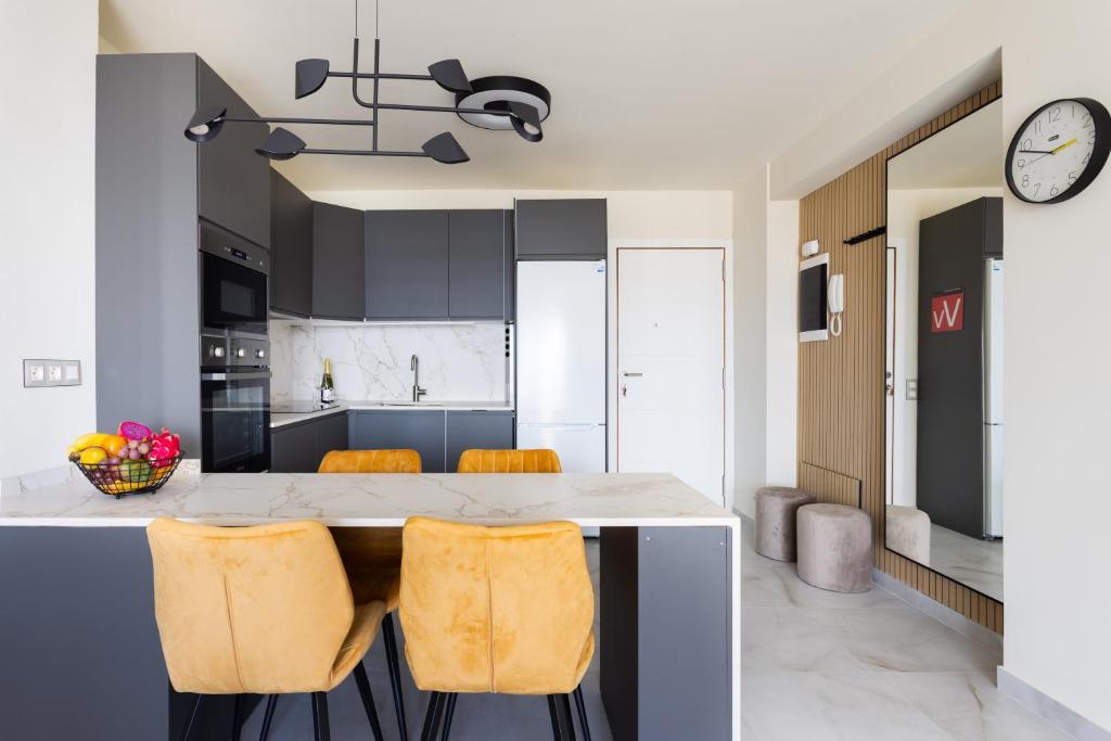 Stunning flat next to the beach-Ocean views - 4