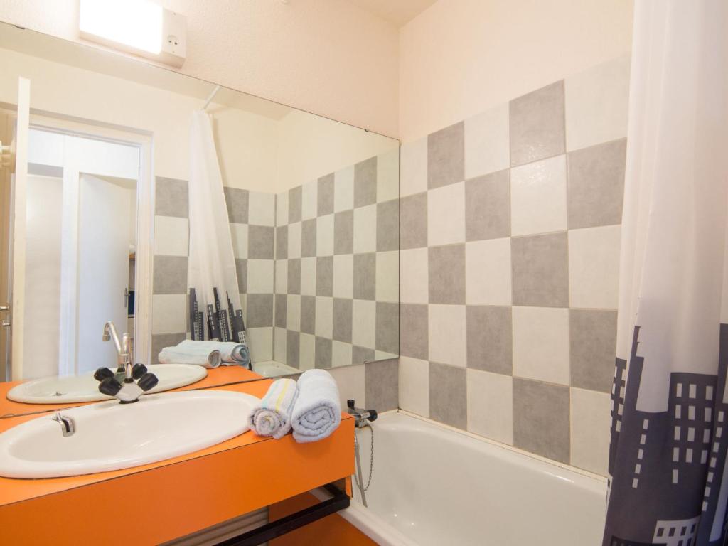 Apartment Pegase Phenix-35 by Interhome - 5
