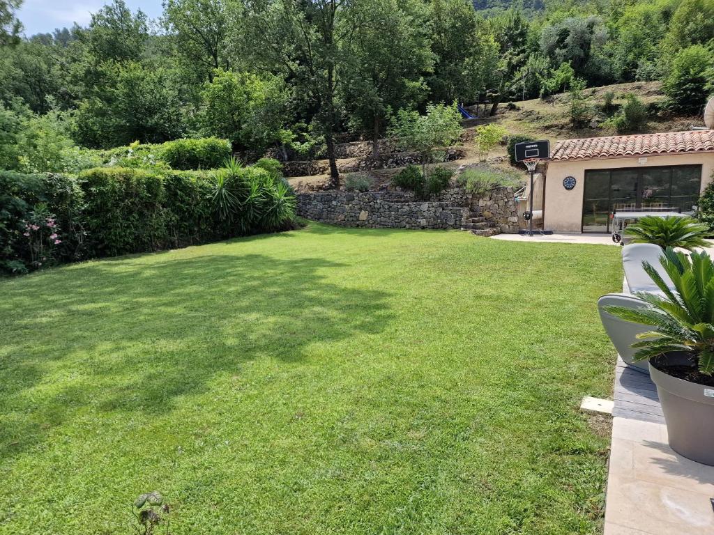 Great location and stunning views - 5