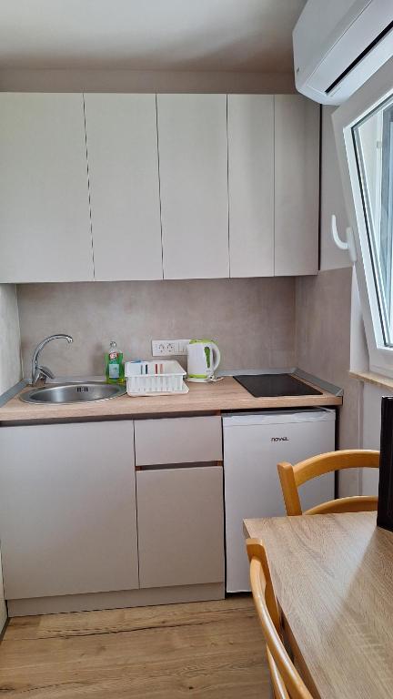 Apartments Srzentic - 5