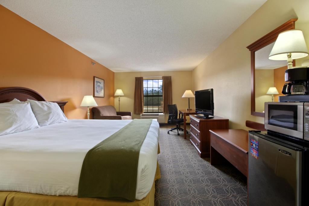 Days Inn by Wyndham Shallotte photo
