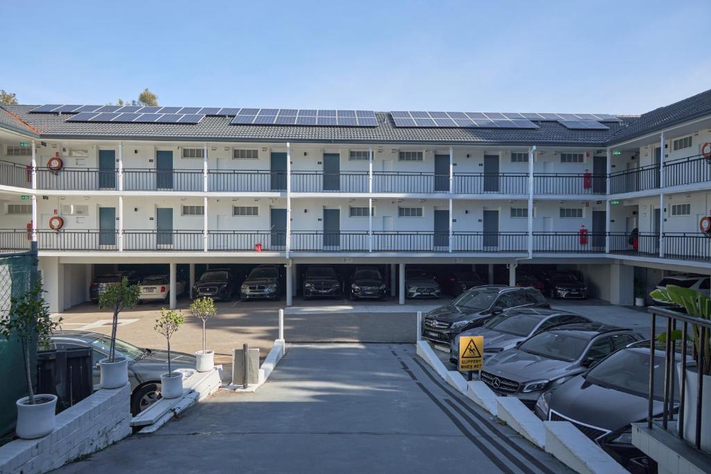 Sydney Killara Hotel & Suites Additional