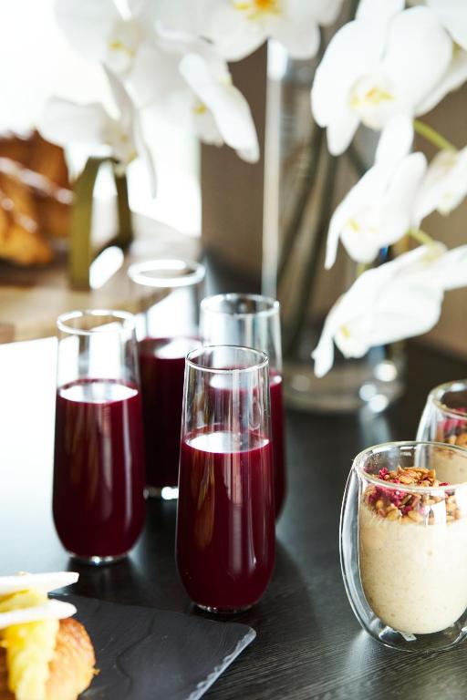 อาหารและเครื่องดื่ม