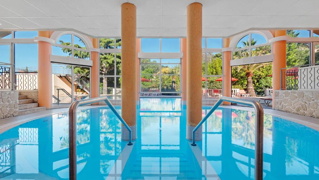 Hotel Les Tourelles - 3