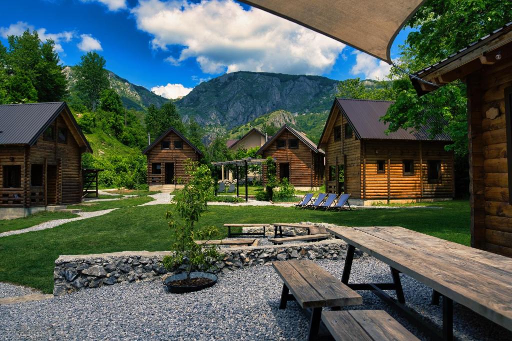 Camp Lipovo - 1