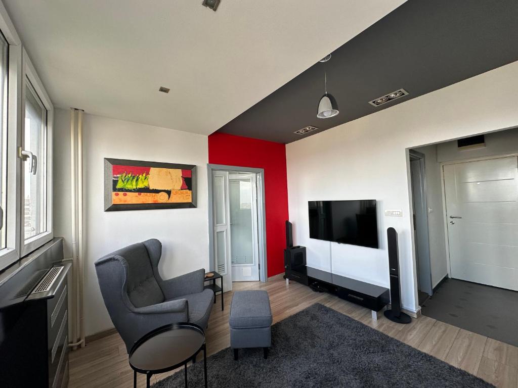 Heart of Vracar St Sava Deluxe Apartment - 4