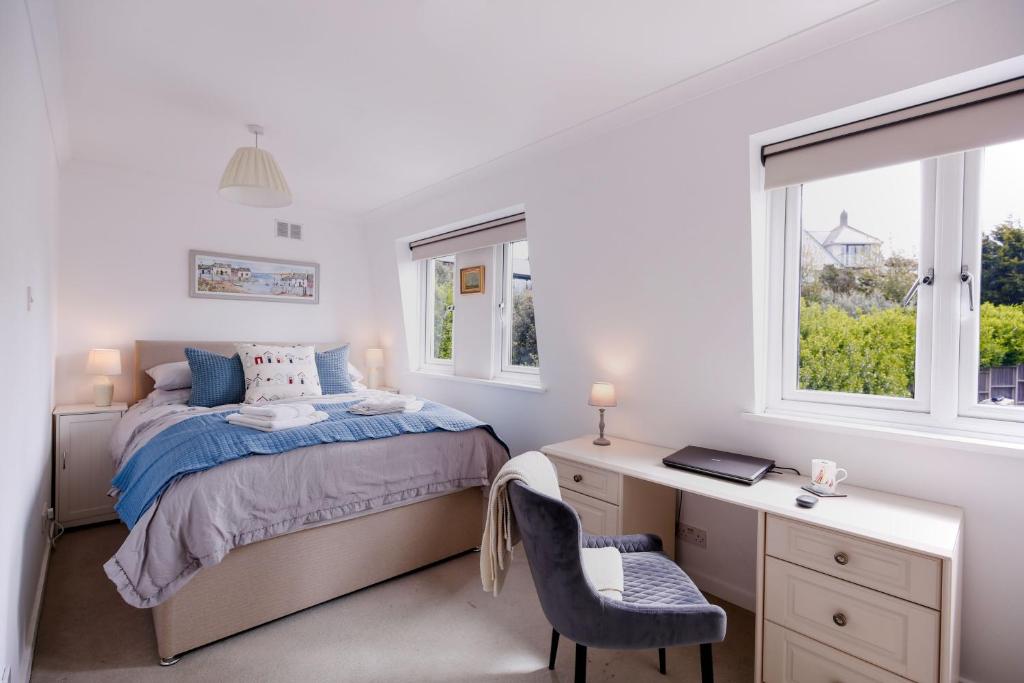 St Anthony Cottage, St Mawes photo 2
