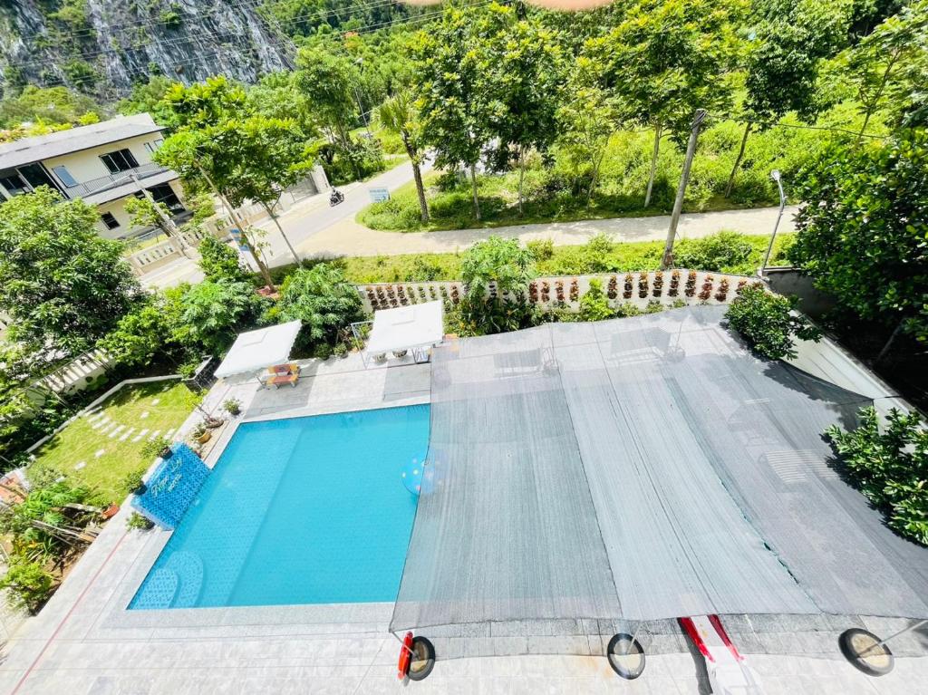 KL Retreat Hotel