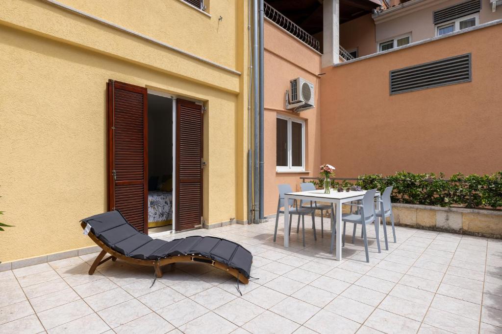 VELO JEDRO Apartmani PUNTA 전경