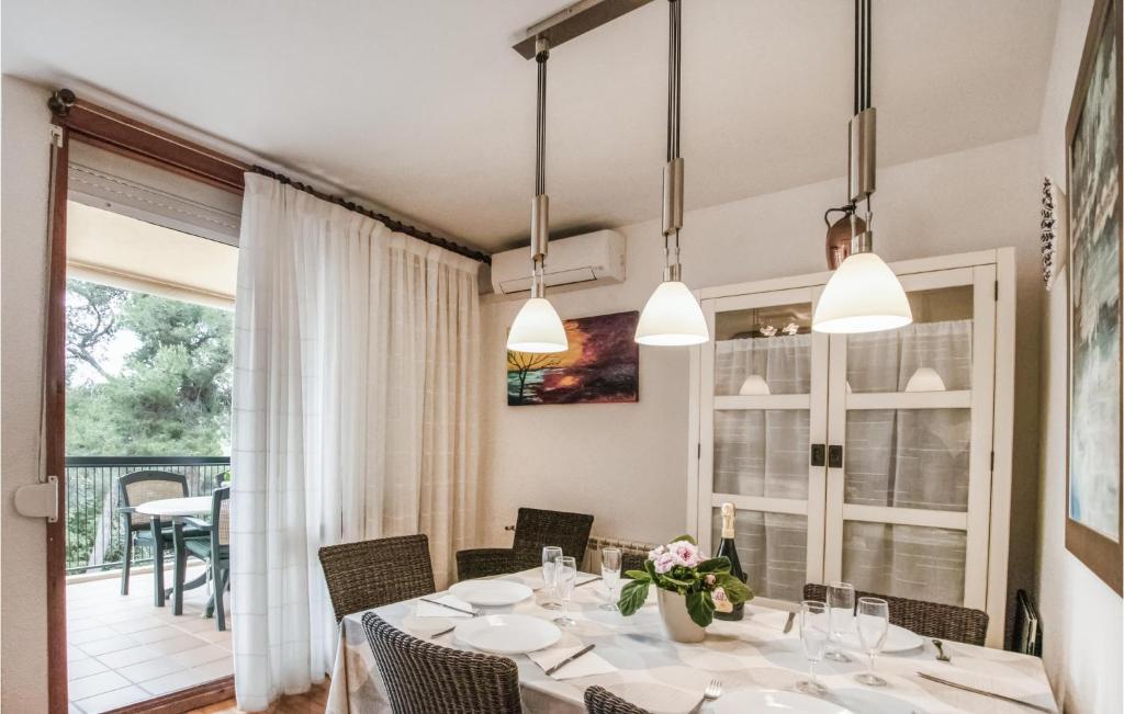 Nice Apartment In Sant Feliu De Guíxols With Wifi - 4