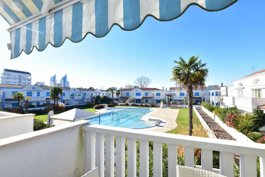 Piscina - RESIDENCE ANTENORE - 1