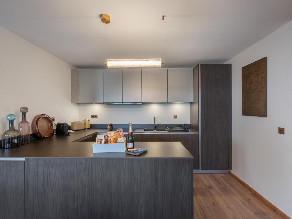Nouvel appartement à Courchevel - Ski-in/Ski-out avec Parking - FR-1-564-100 - 2
