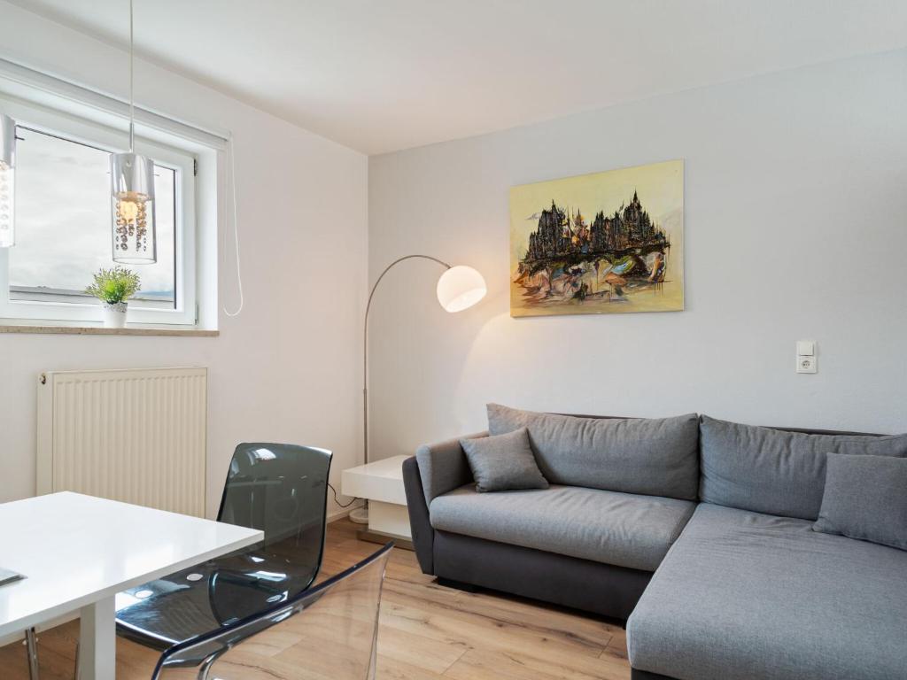 Apartment Innsbruck near Bergisel Ski Jump - 2