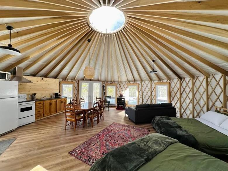 YOURTE du FJORD, Sacré-Coeur-Saguenay