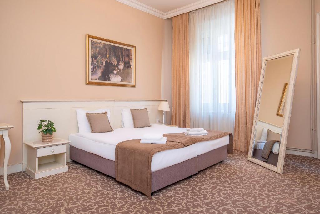 Top Central Rooms - 2